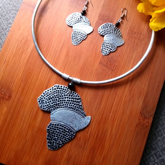 2PC Beautiful Metal African Choker & Earrings S - Picture 6 of 7